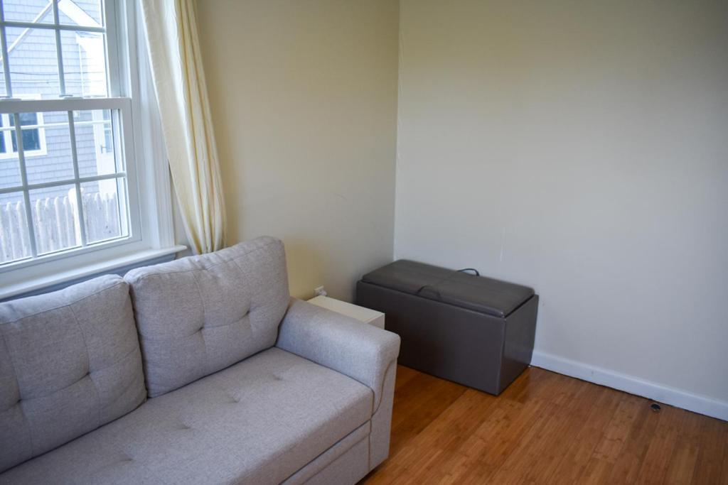 Seaside Serenity, Just A Block /0.1 Mile Away From The Beach Yarmouth Port المظهر الخارجي الصورة