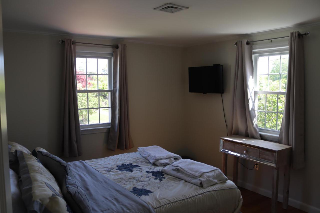 Seaside Serenity, Just A Block /0.1 Mile Away From The Beach Yarmouth Port المظهر الخارجي الصورة